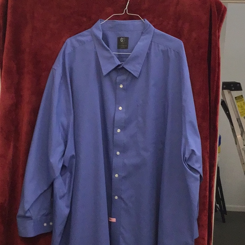 Men’s big and tall dress shirt. DXL brand. Excellent condition. Size 24